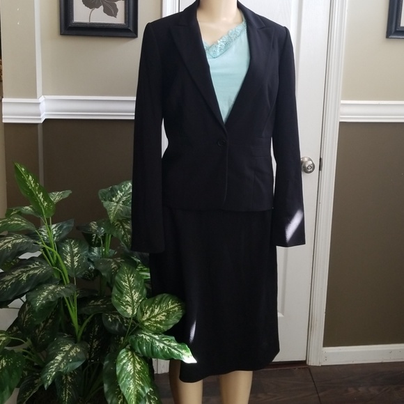 Calvin Klein Dresses & Skirts - Calvin Klein skirt suit ( euc)